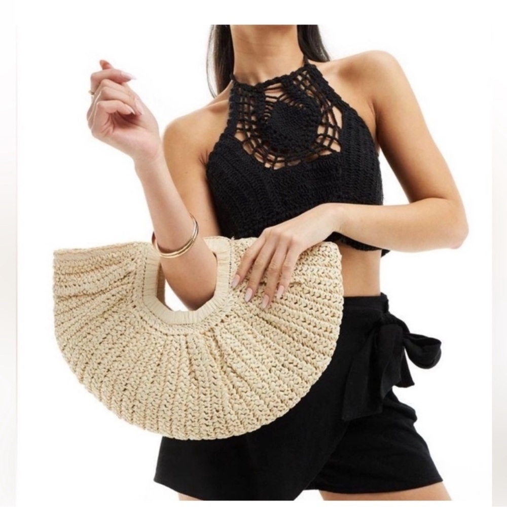 Ramla Natural Straw Half-Moon Bag With Woven Texture Wooden Handle Bohemian NEW